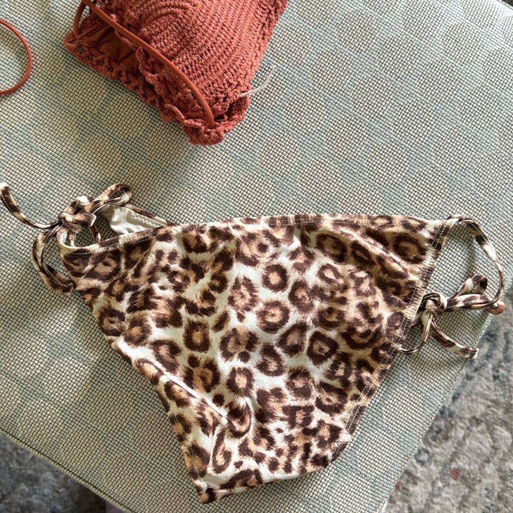 Zimmermann Alchemy Crochet Leopard Bikini Size 2 - Picture 9 of 11